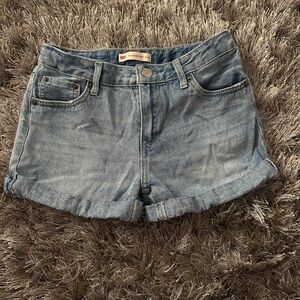 Levi's girls girlfriend shorty short shorts